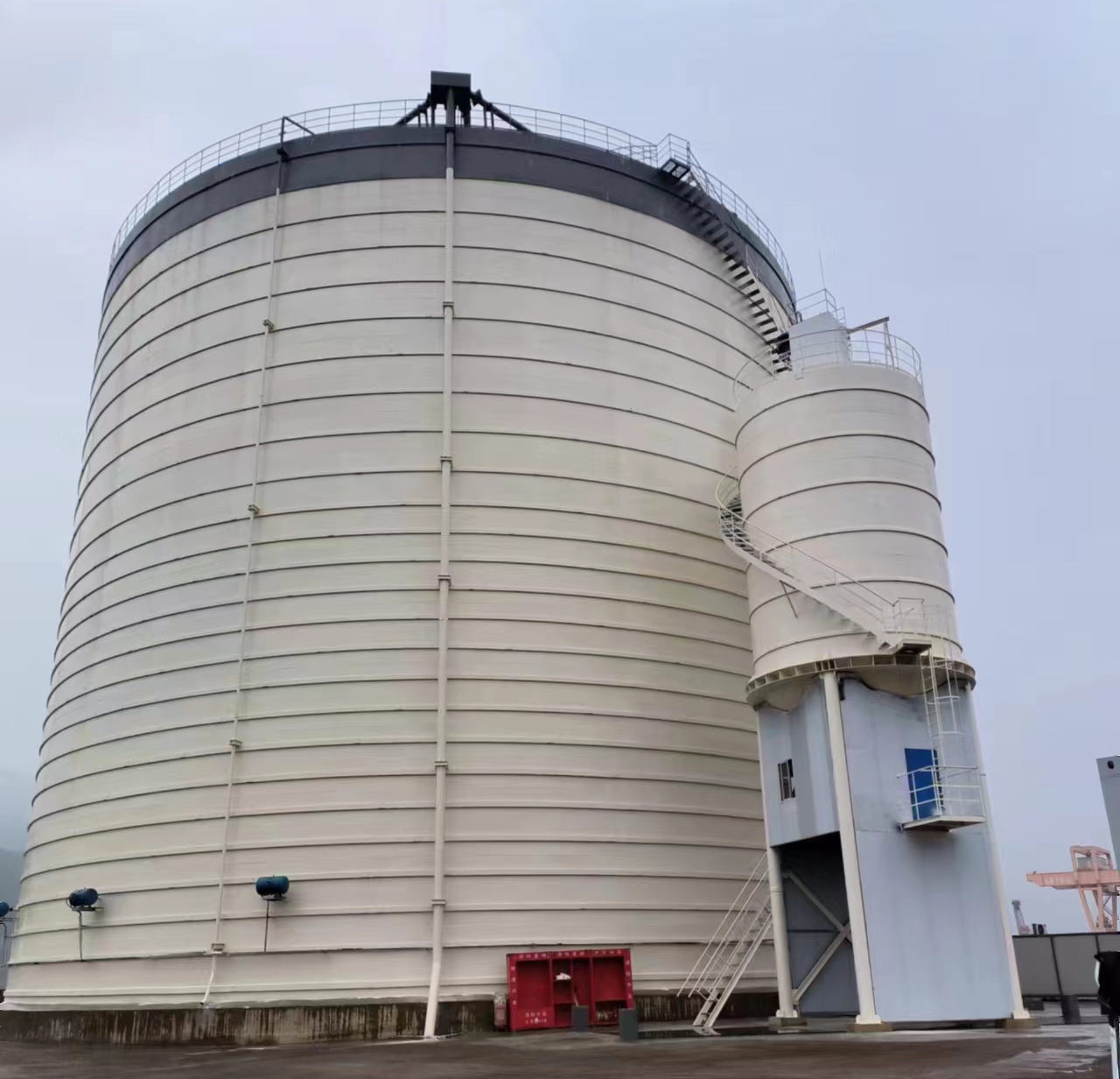 富宁10万吨水泥钢板库